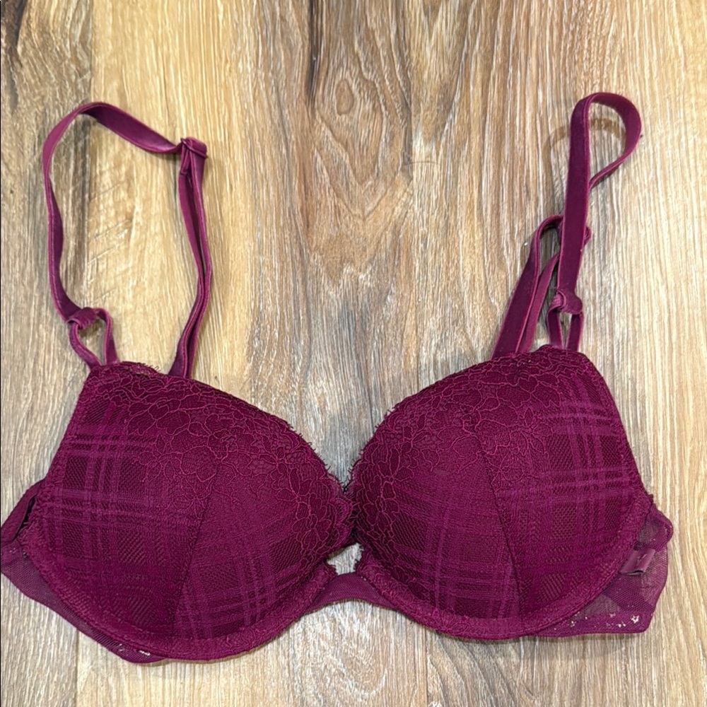 Victoria’s Secret Burgundy Sexy Plaid Lace Push Up Bra (Size: 34A)